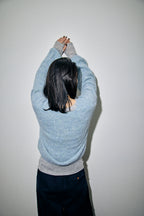 Mohair like v-neck knit