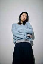 Mohair like v-neck knit