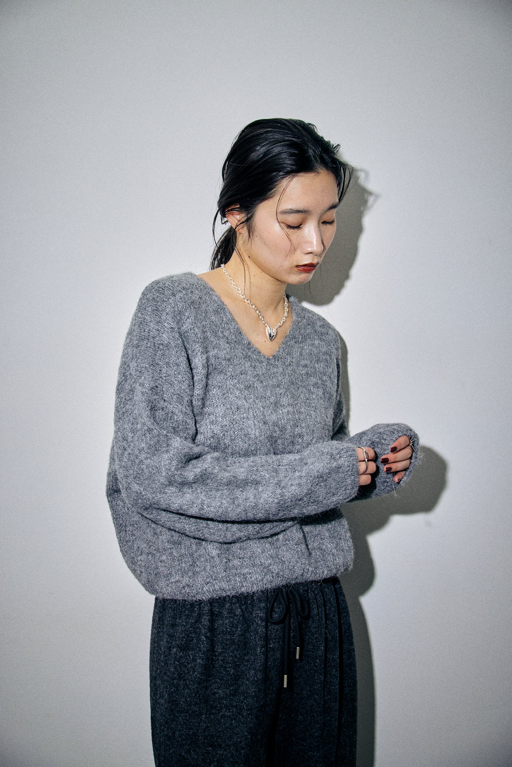 Mohair like v-neck knit