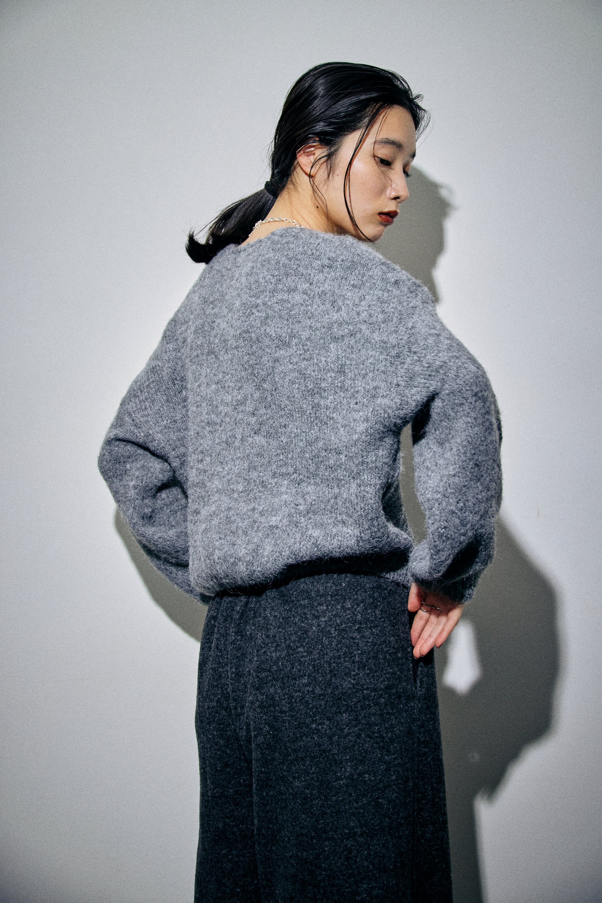 Mohair like v-neck knit