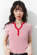 Snap button henry neck border TEE