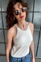 Cup in American Suri Tank