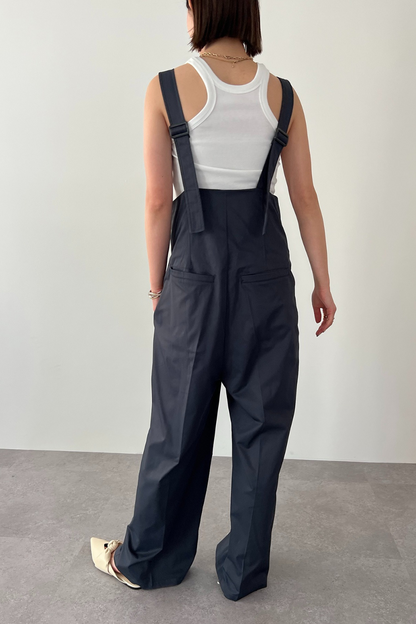 Suspender trousers