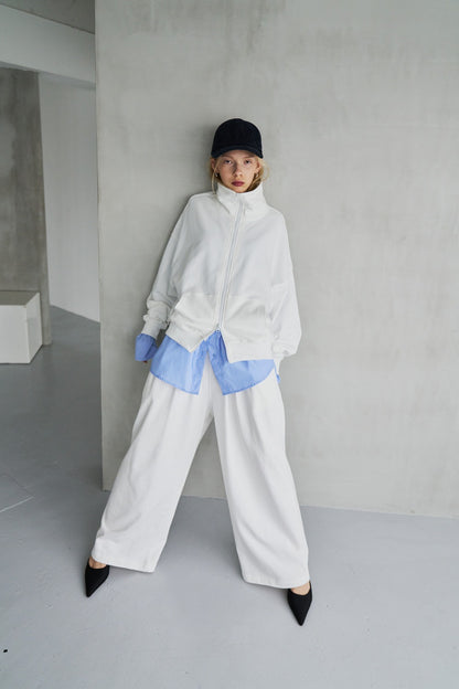 Tucked wide sweatpants