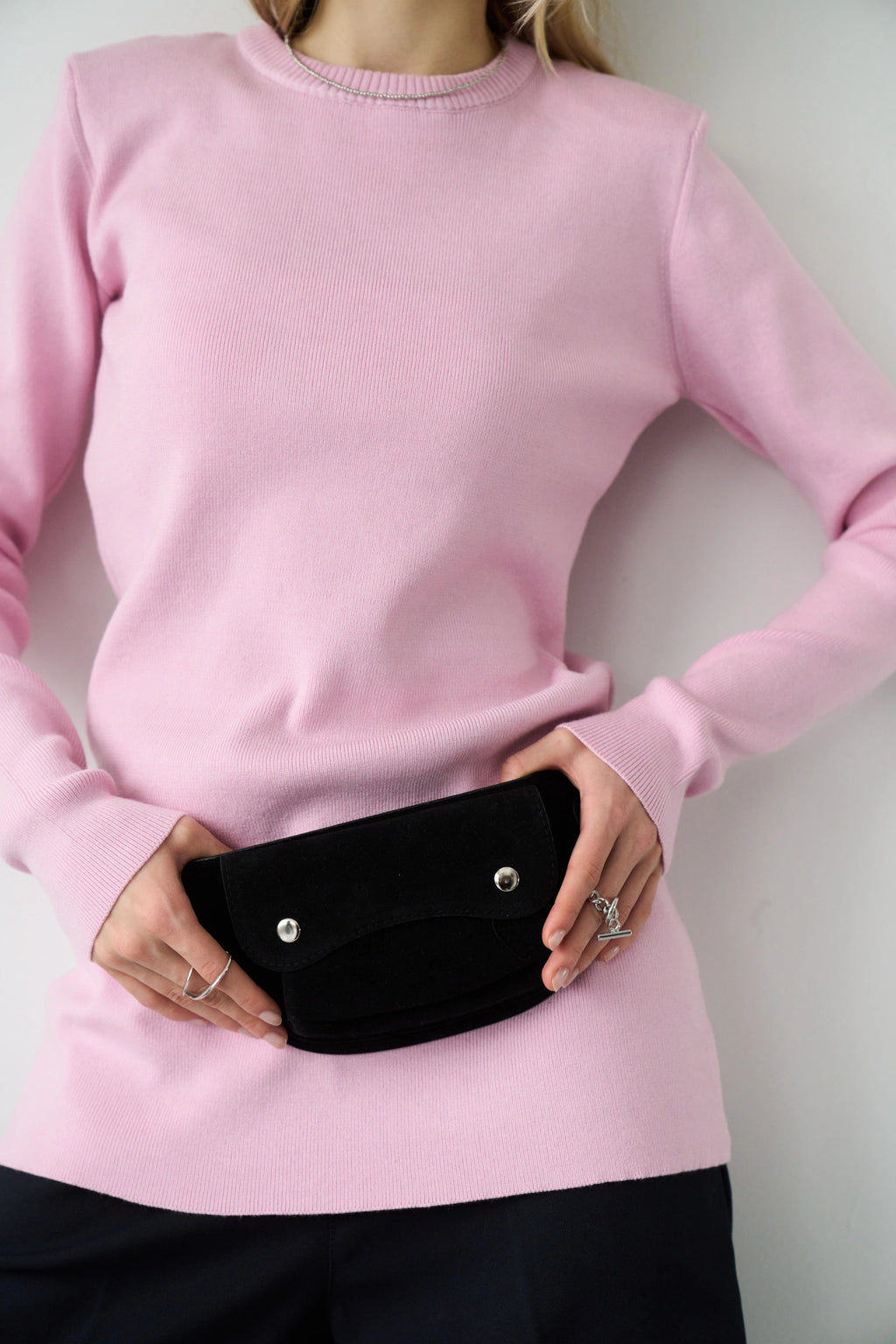 Suede pouch belt