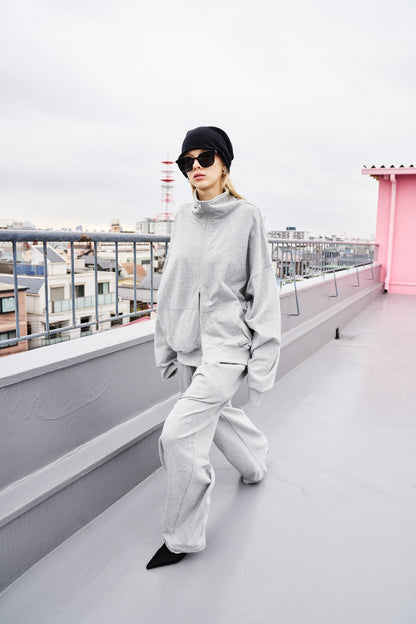 Tucked wide sweatpants