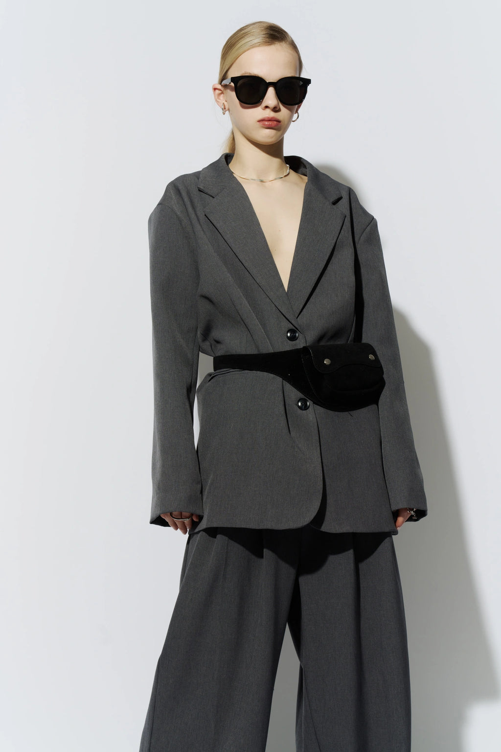 Suede pouch belt