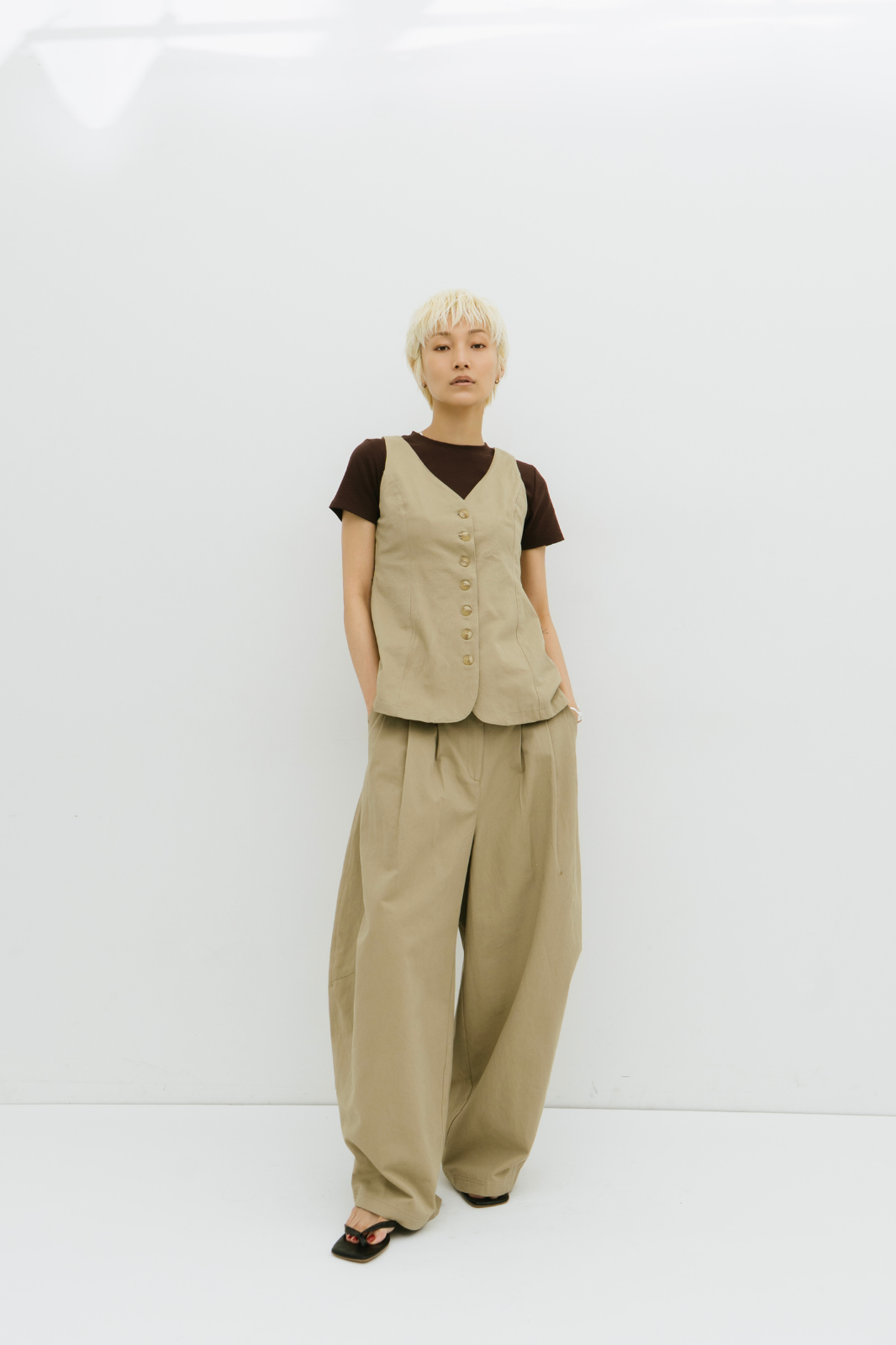 Cotton twill vest