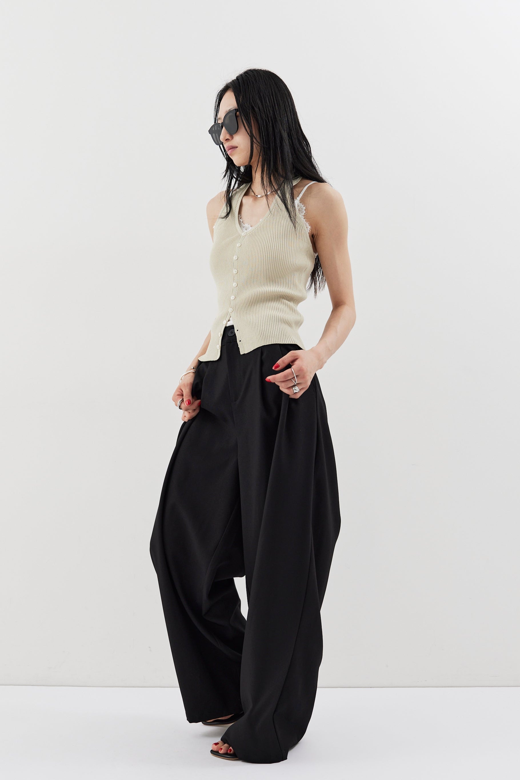 2-tuck wide pants