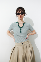 Snap button henry neck border TEE