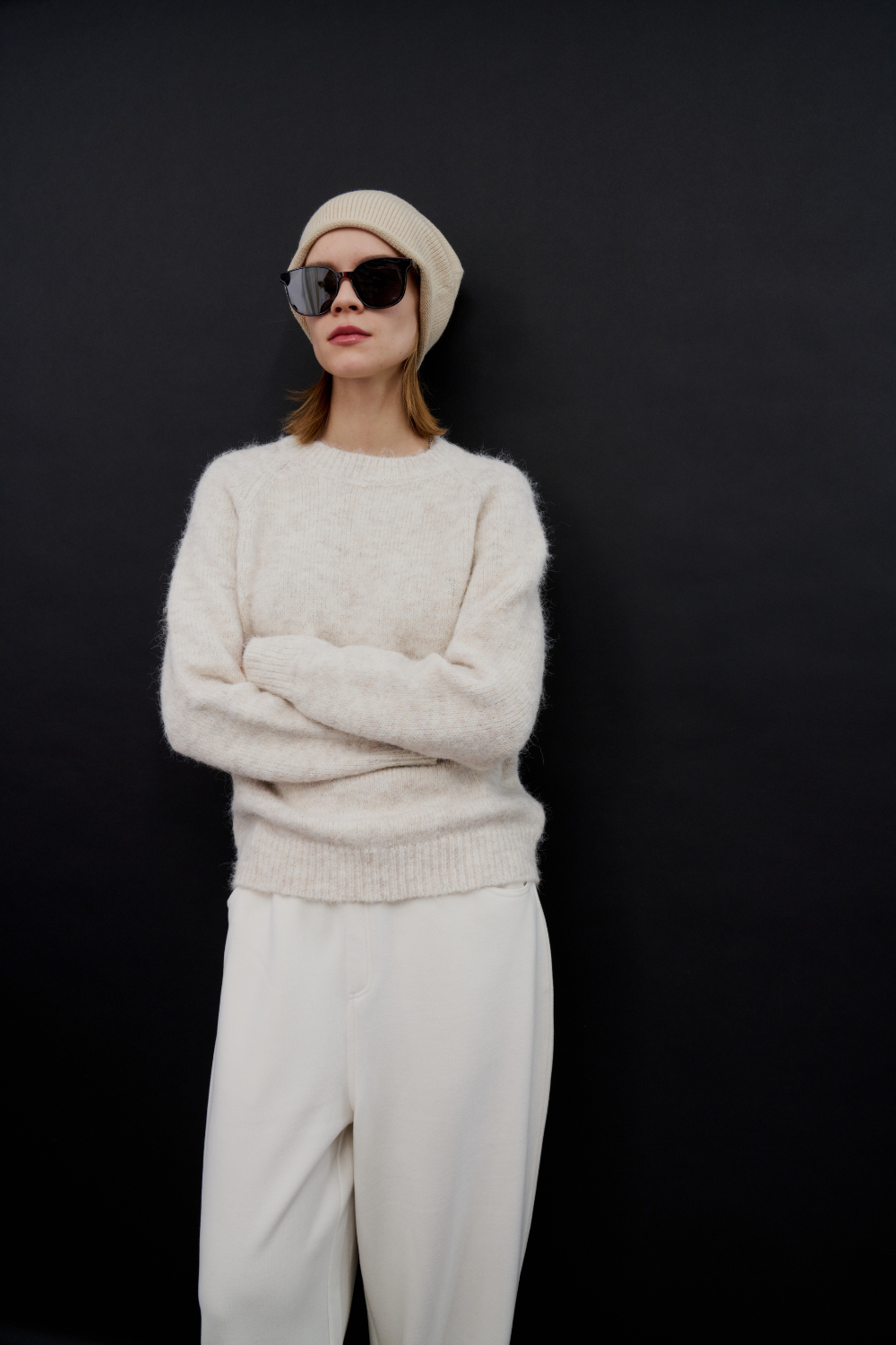 【 preorder 】 Soft hairy knit pullover