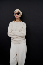 【 preorder 】 Soft hairy knit pullover