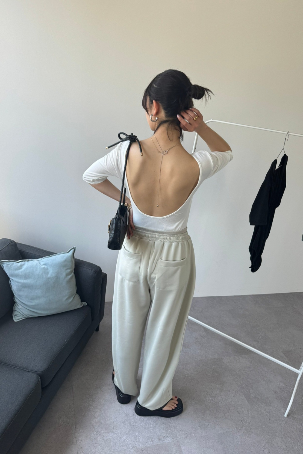 Open back half sleeve bodysuit