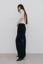 Corduroy roll up curved pants