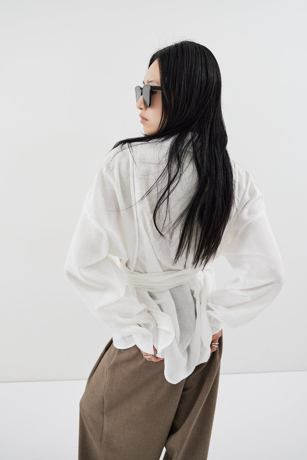 Bustier comb airy shirt