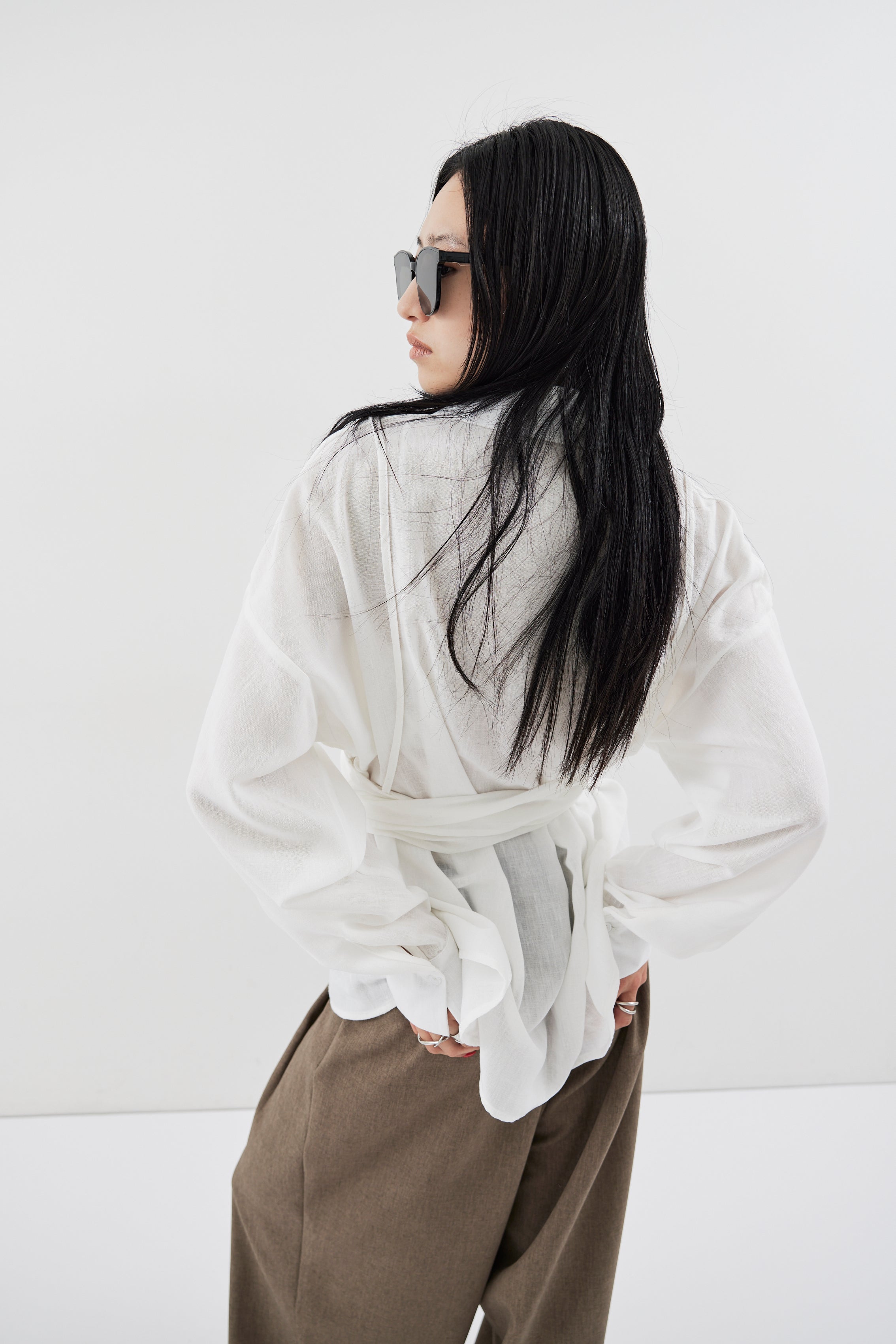 Bustier comb airy shirt