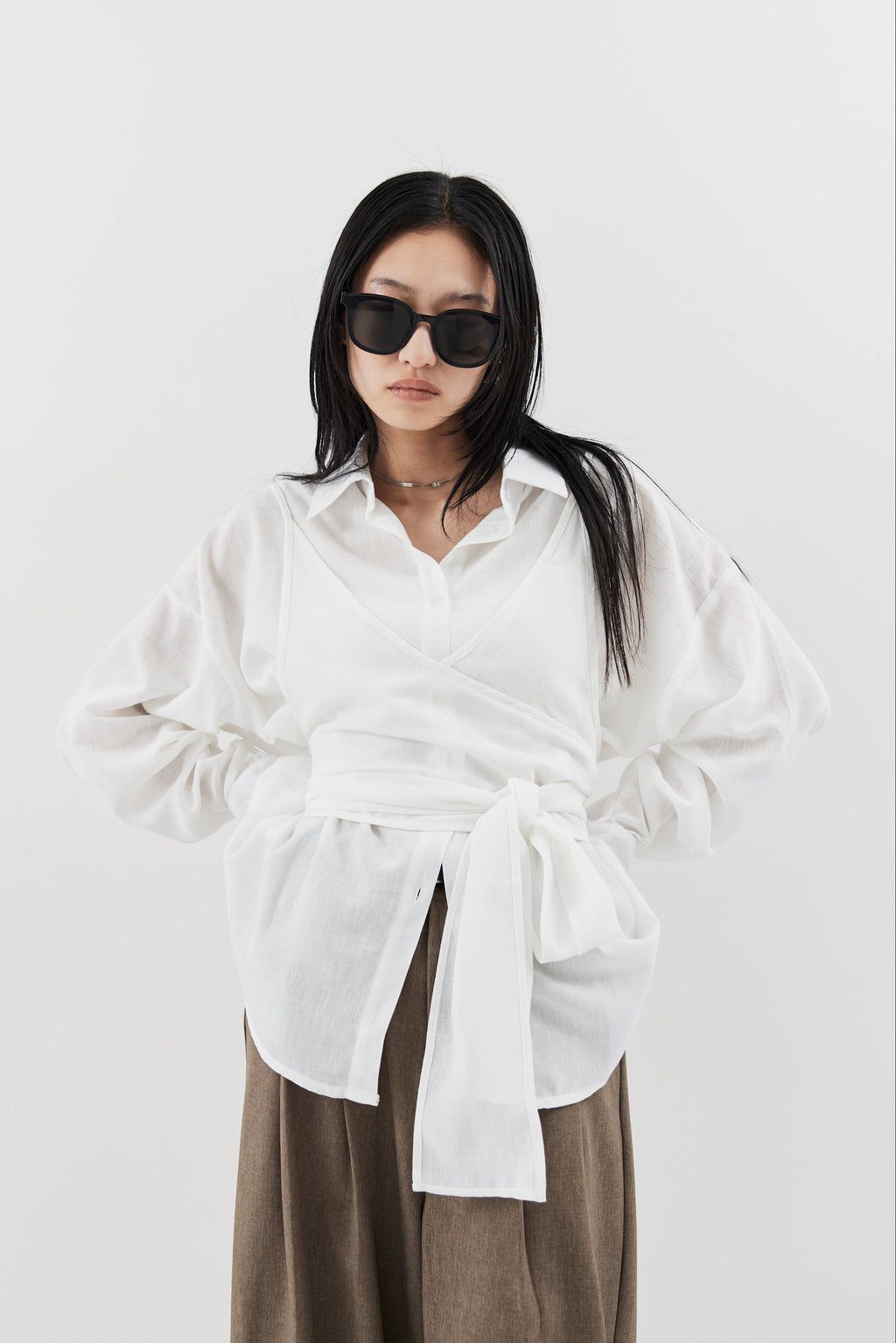 Bustier comb airy shirt