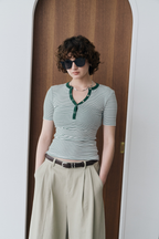 Snap button henry neck border TEE