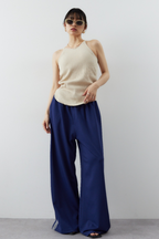 Cup in American Suri Tank