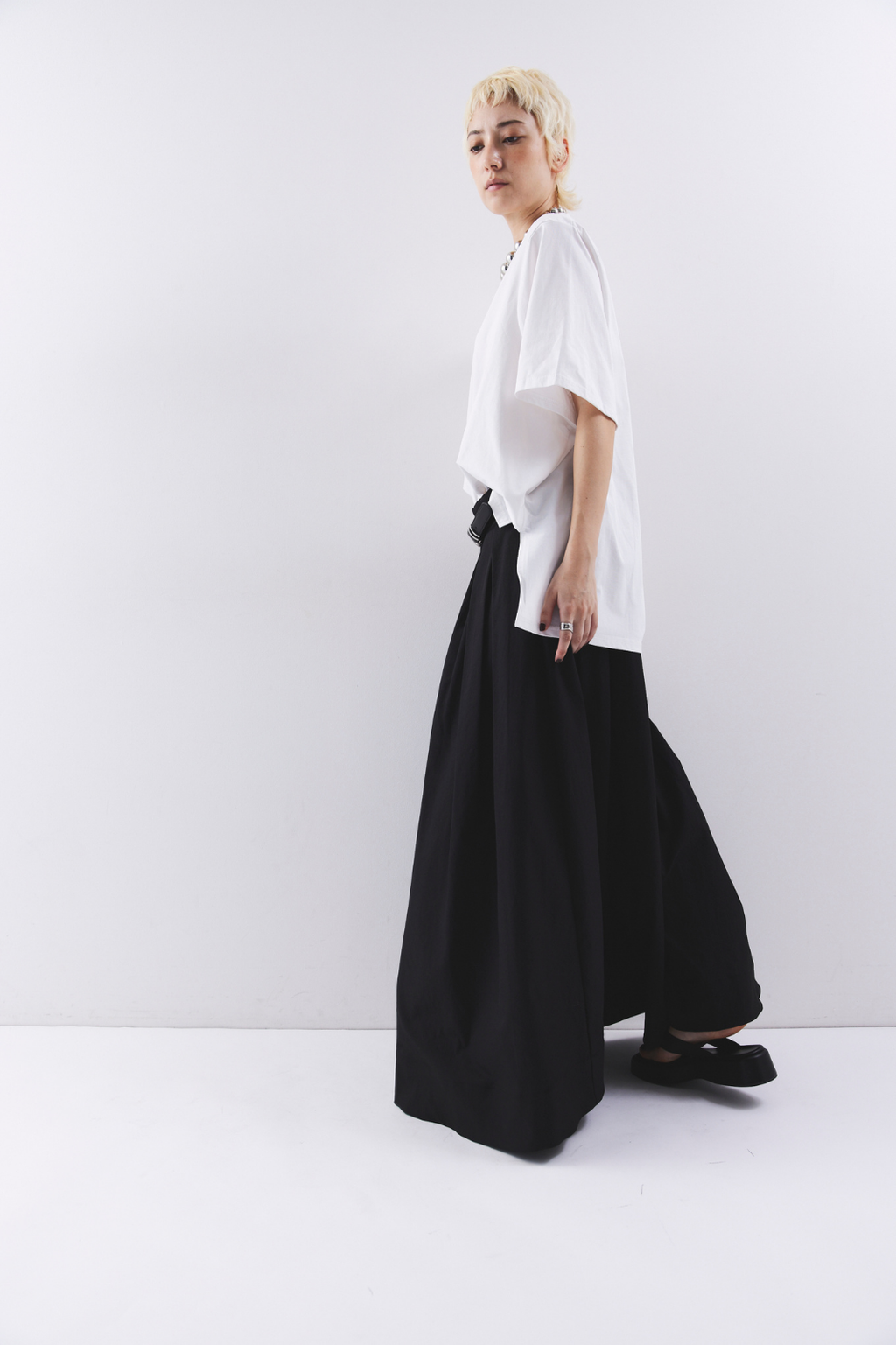Tuck flare maxi skirt