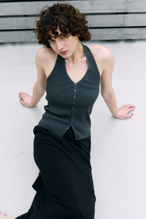 Halter neck knit vest
