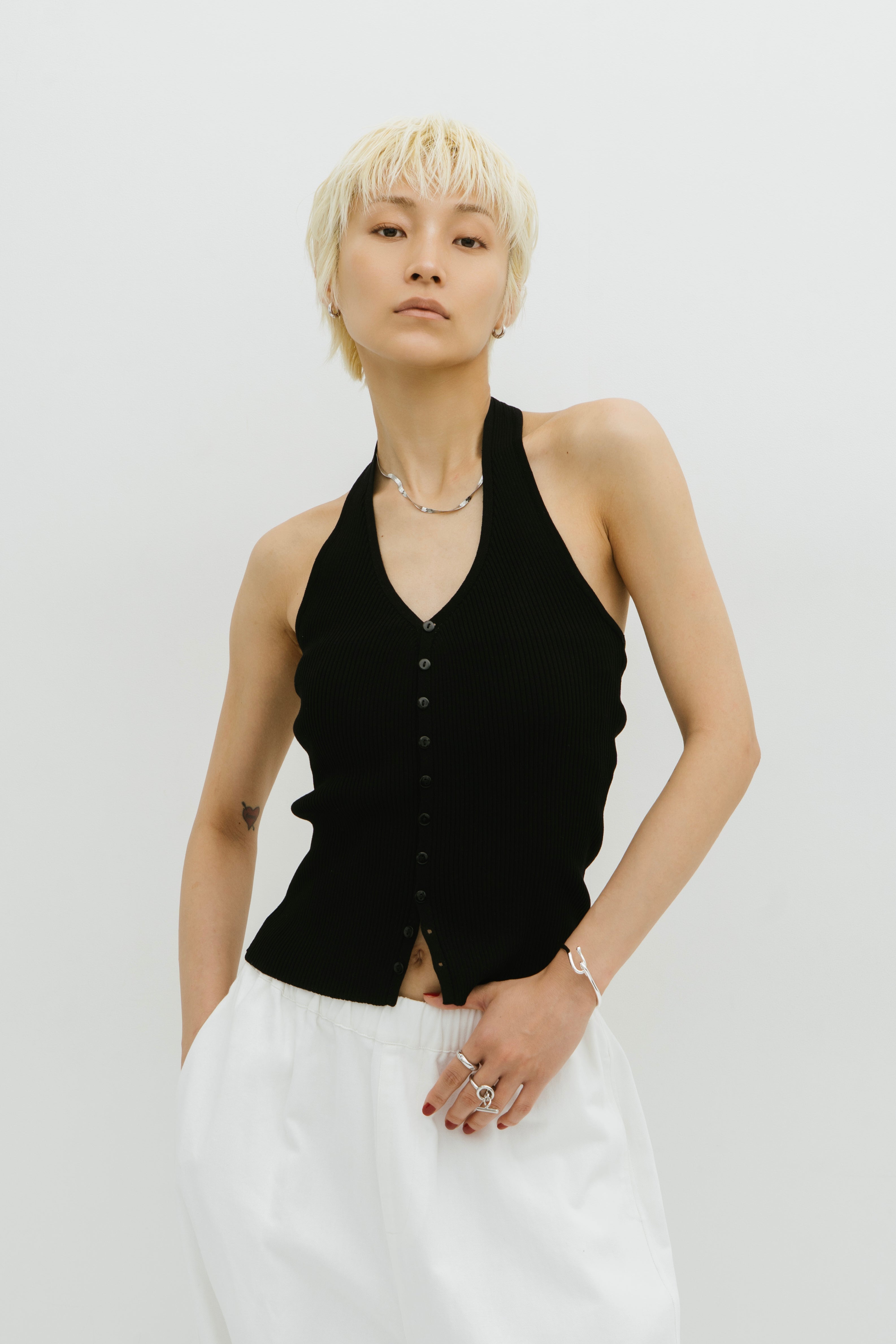 Halter neck knit vest