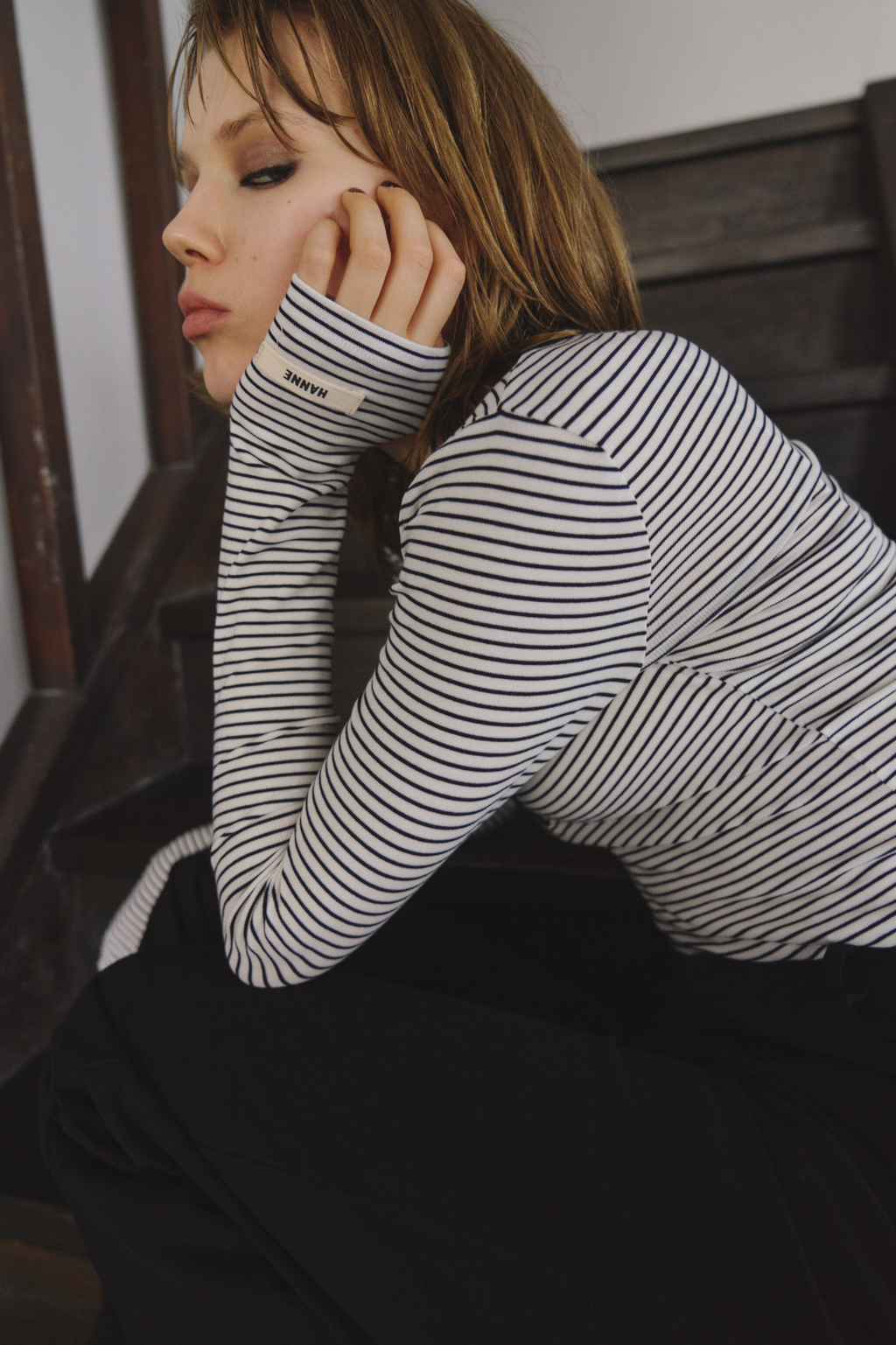 Snap-button henry-neck long sleeve TEE