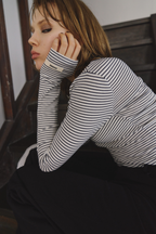 Snap-button henry-neck long sleeve TEE