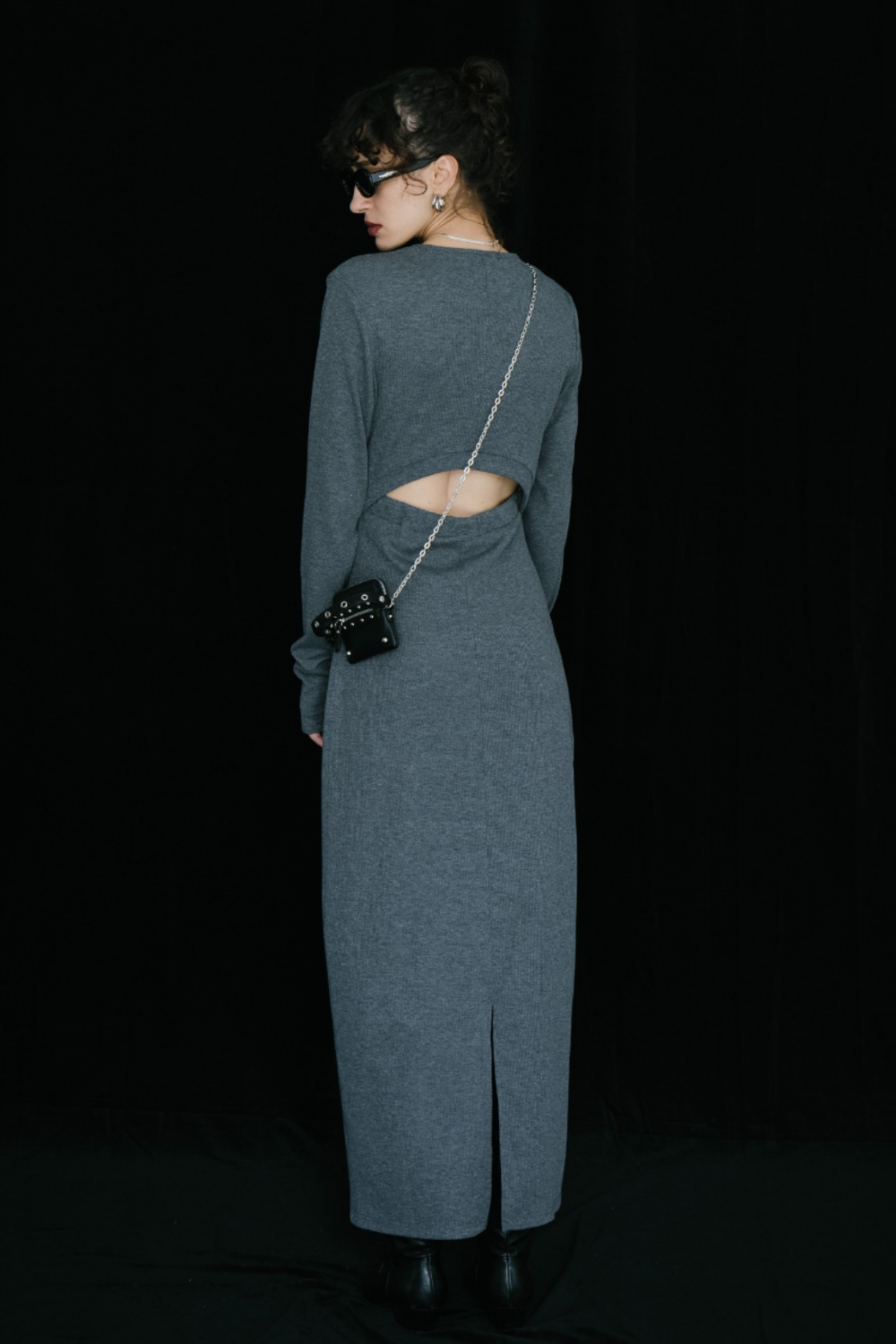 Long-sleeve back cut design dress