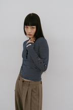 Snap-button henry-neck long sleeve TEE