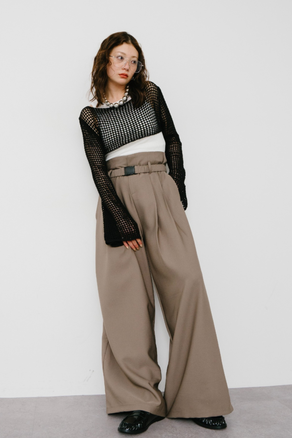 Gathered belted wide pants