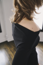 Draped neck off-shoulder long TEE