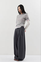 2-tuck wide pants