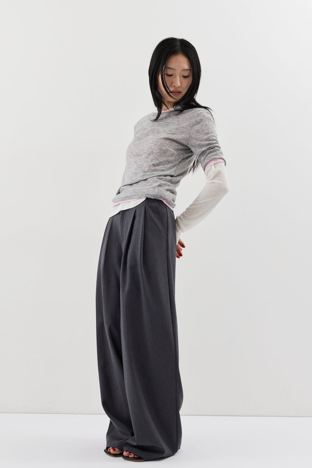 2-tuck wide pants