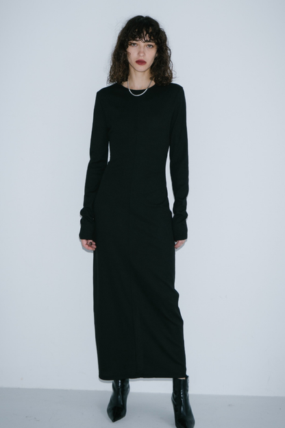 Long-sleeve back cut design dress