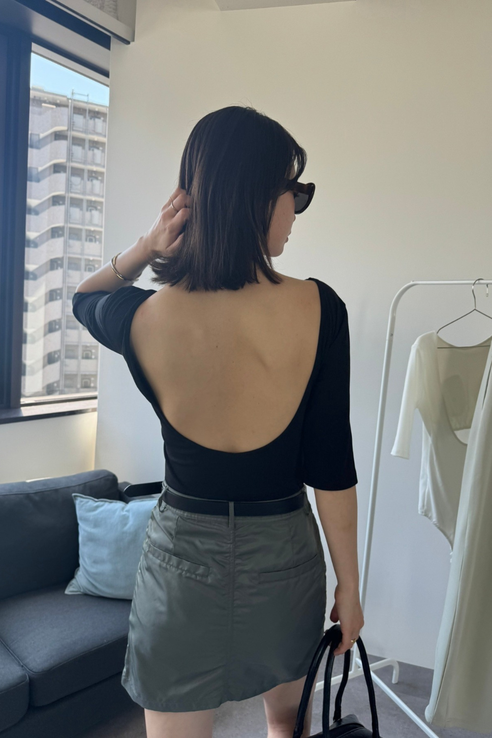 Open back half sleeve bodysuit