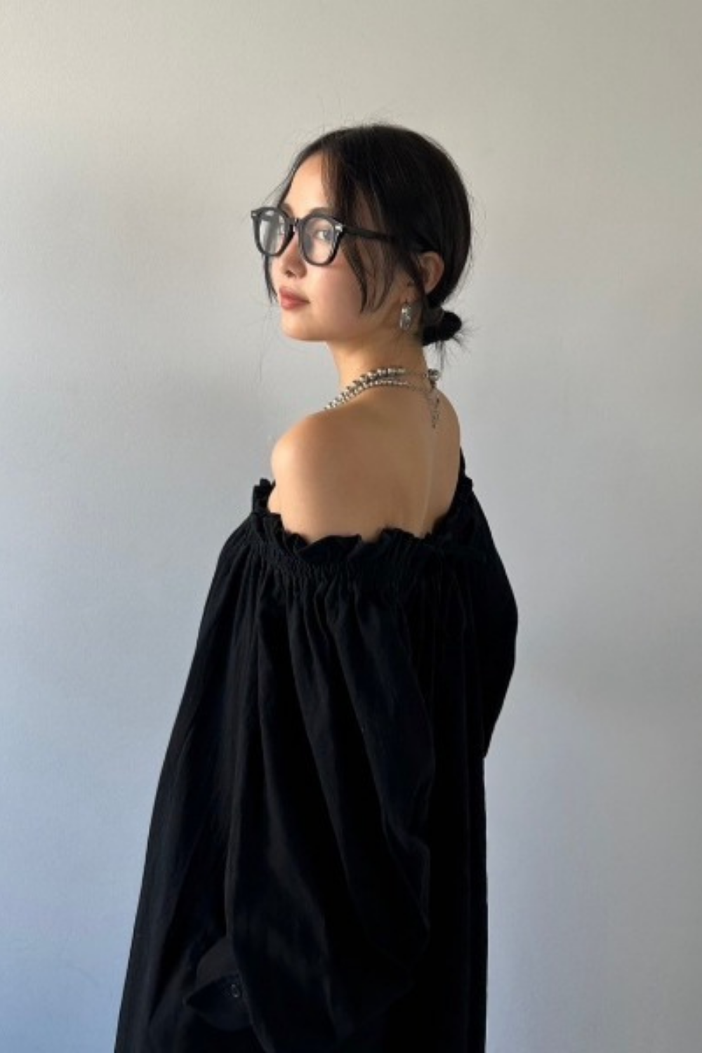 Volume off shoulder dress