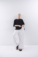 Low rise tuck wide pants
