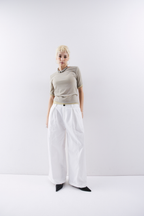 Low rise tuck wide pants