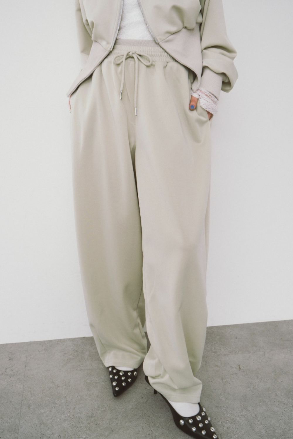 W waist jersey pants