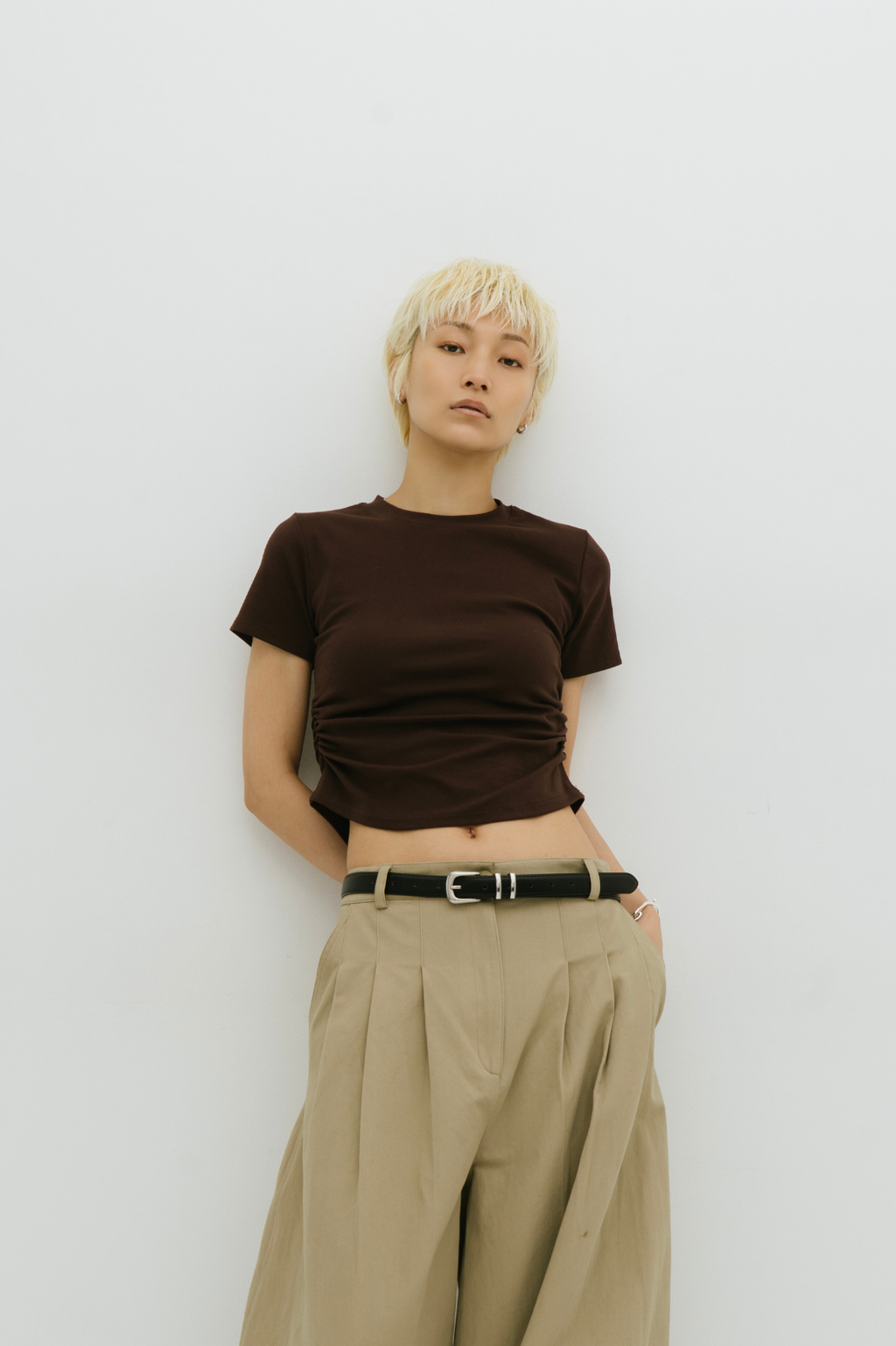 Side gather compact TEE