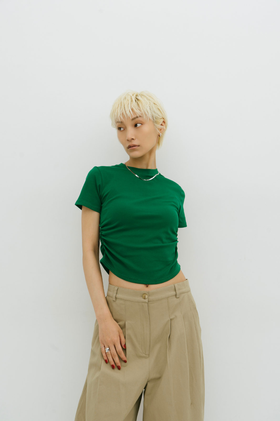 Side gather compact TEE