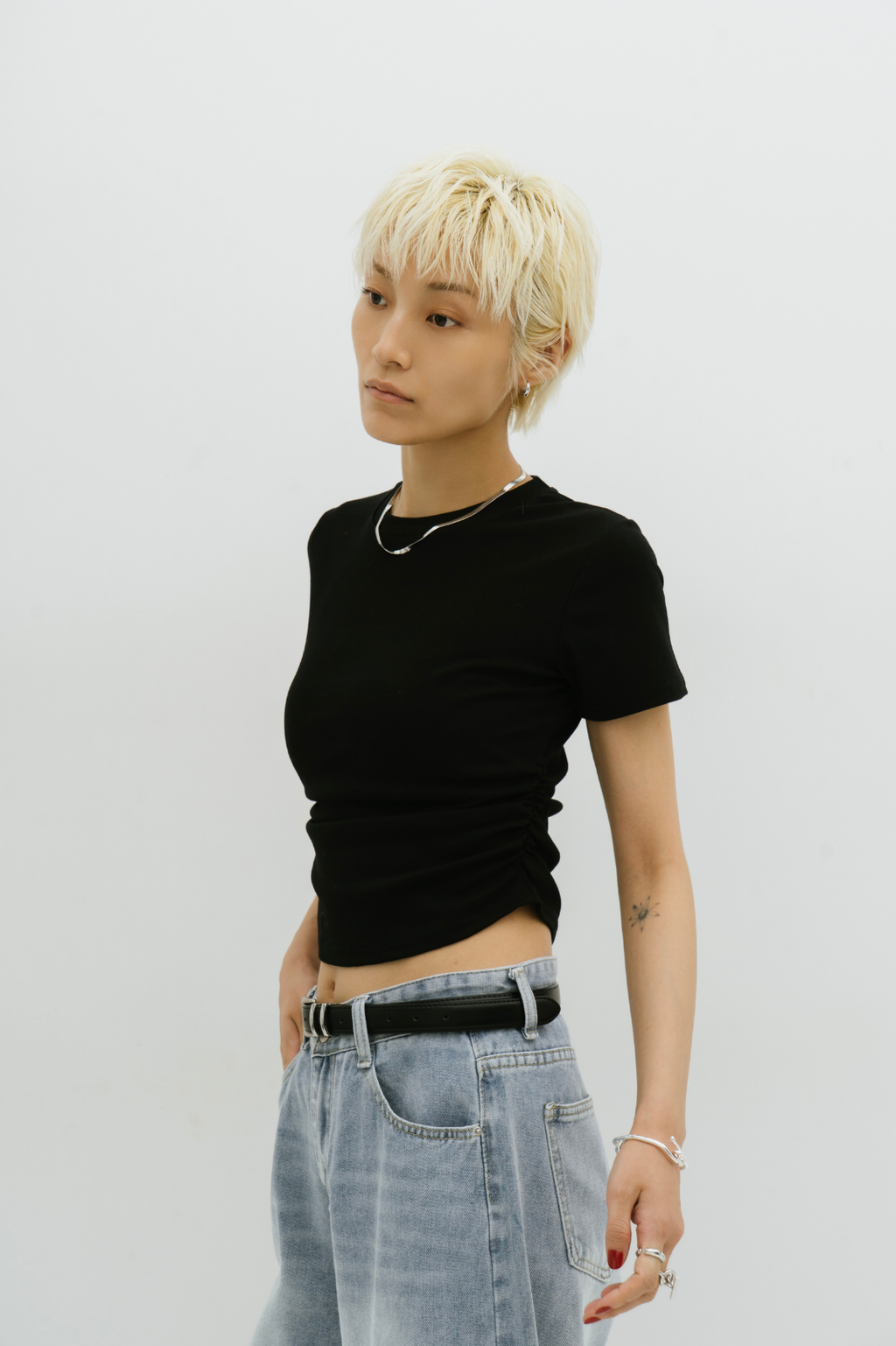 Side gather compact TEE