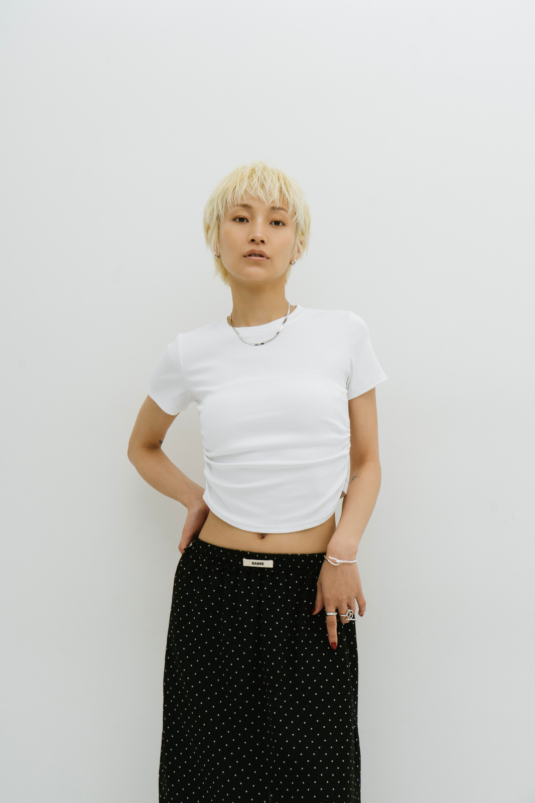 Side gather compact TEE