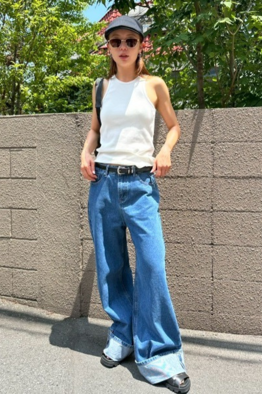 Thermal cup-in tank top