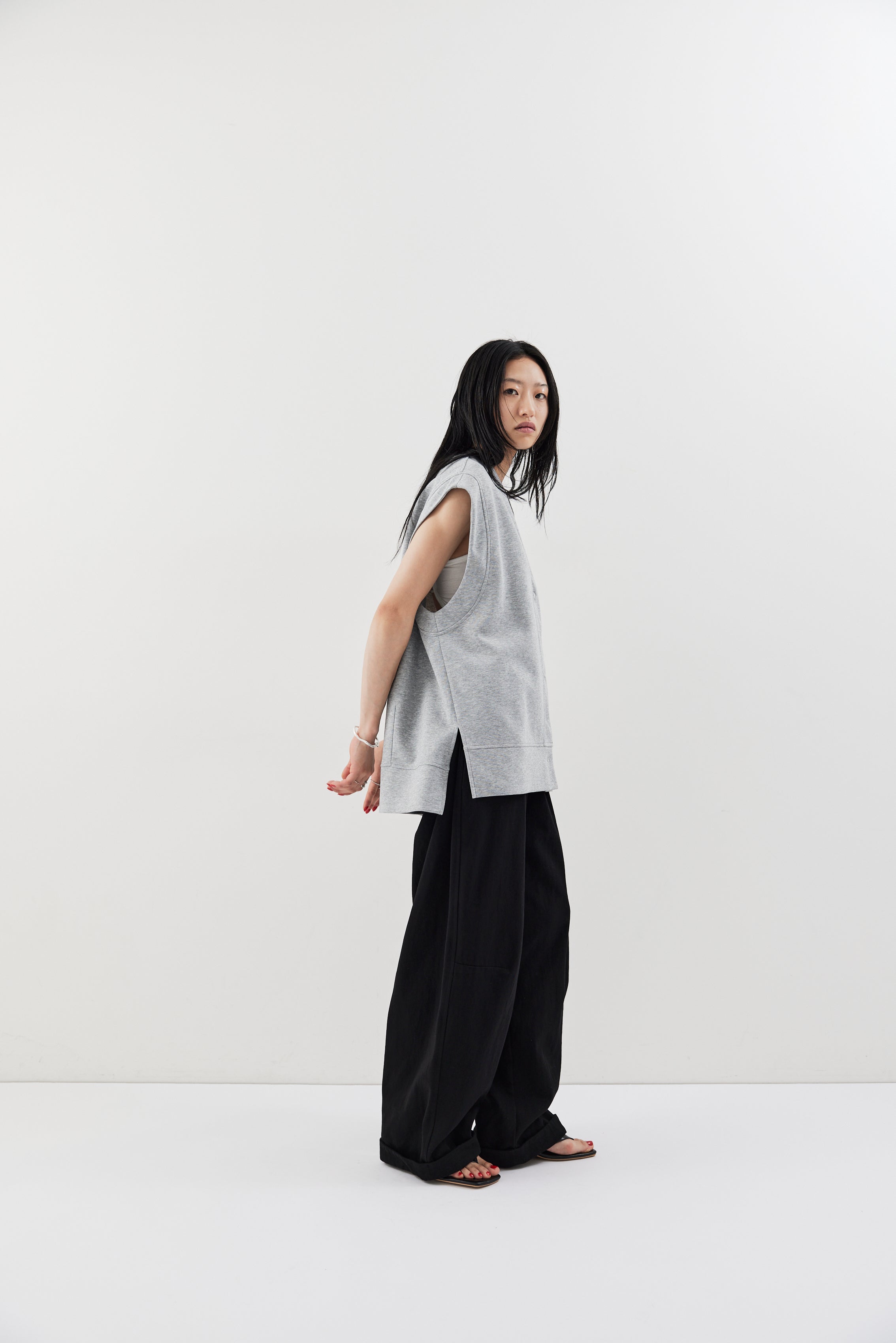 LIMITED SET 【TYPE B】MONOTONE