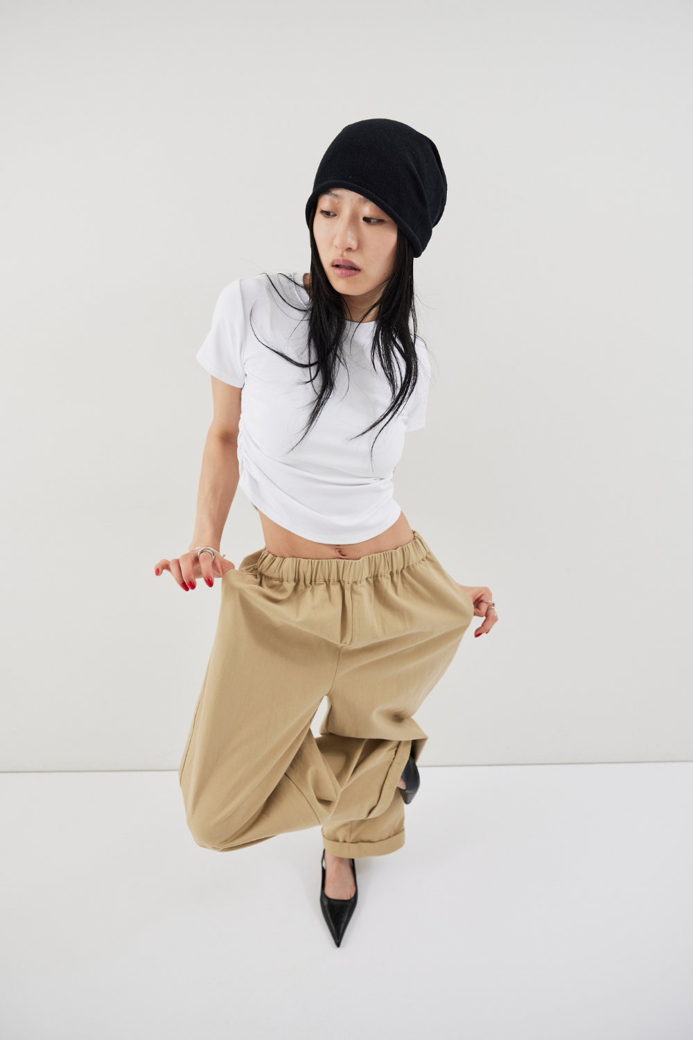 Side gather compact TEE
