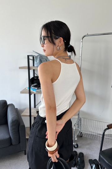 Cup in American Suri Tank – HANNE ONLINE SHOP