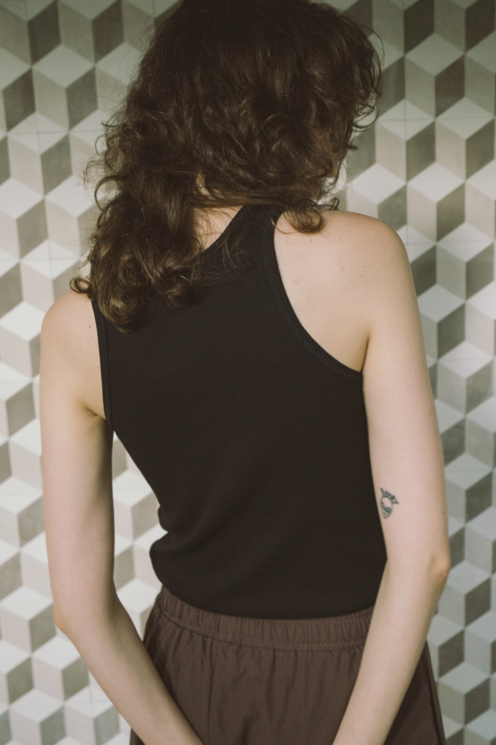 Thermal cup-in tank top