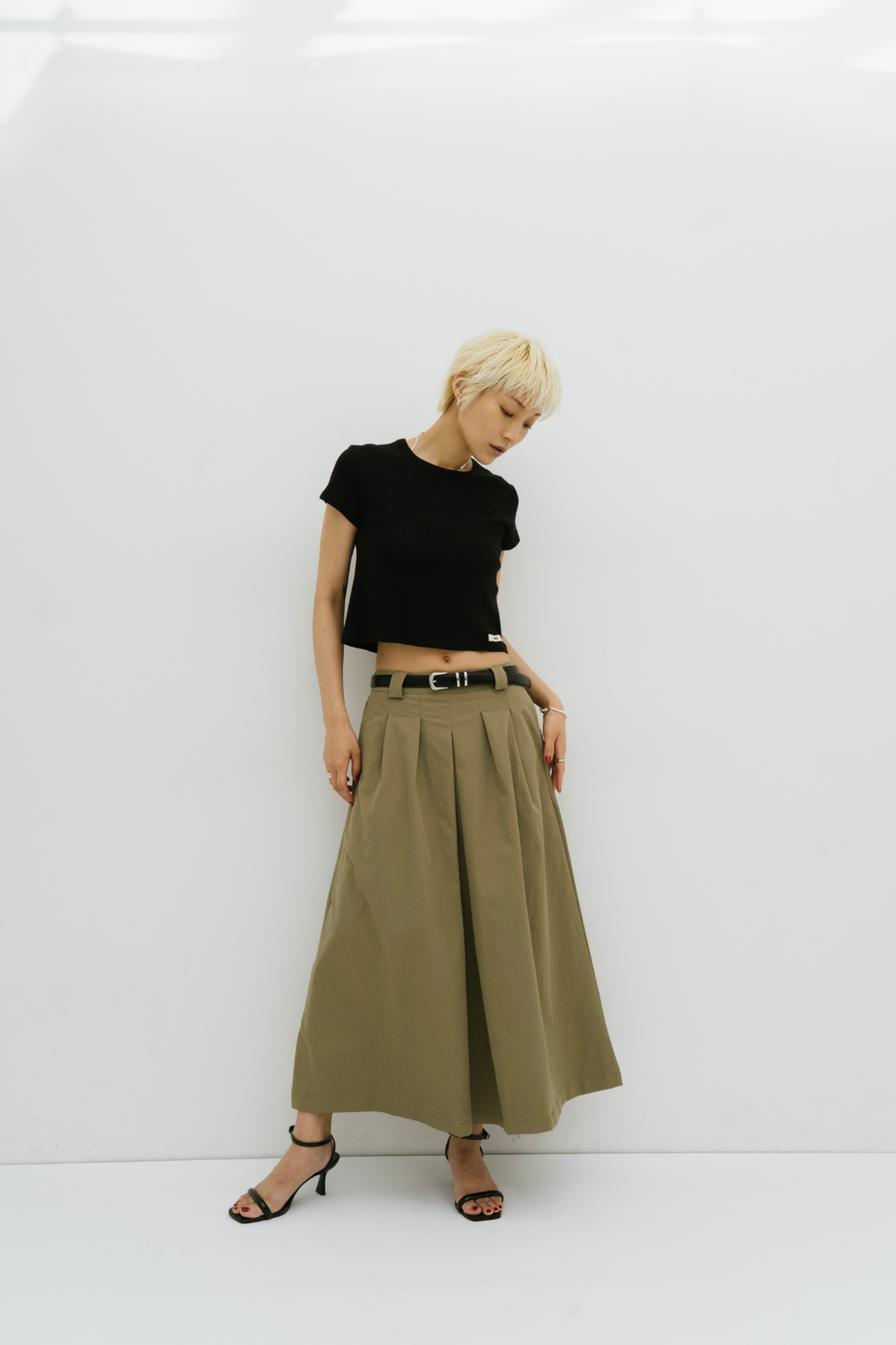 Tuck flare midi skirt